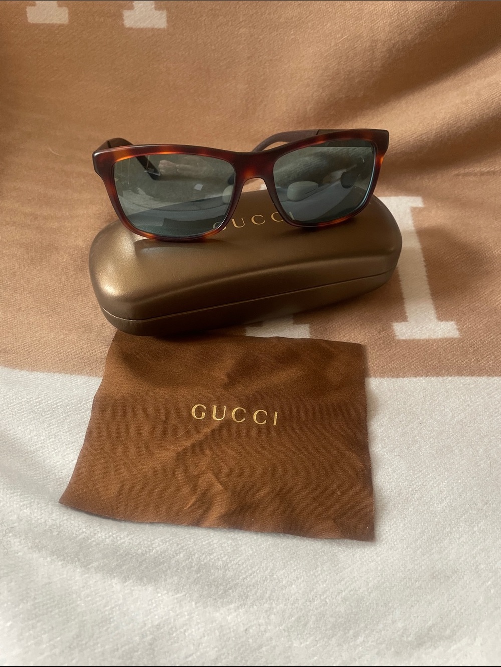 Gucci Women's Tortoiseshell Frame Sunglasses with Dark Blue Lenses Authentic